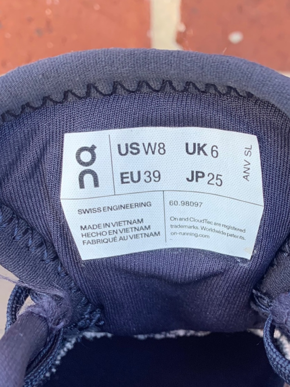 On Running Cloud X3 Sneakers - Picture 11 of 11